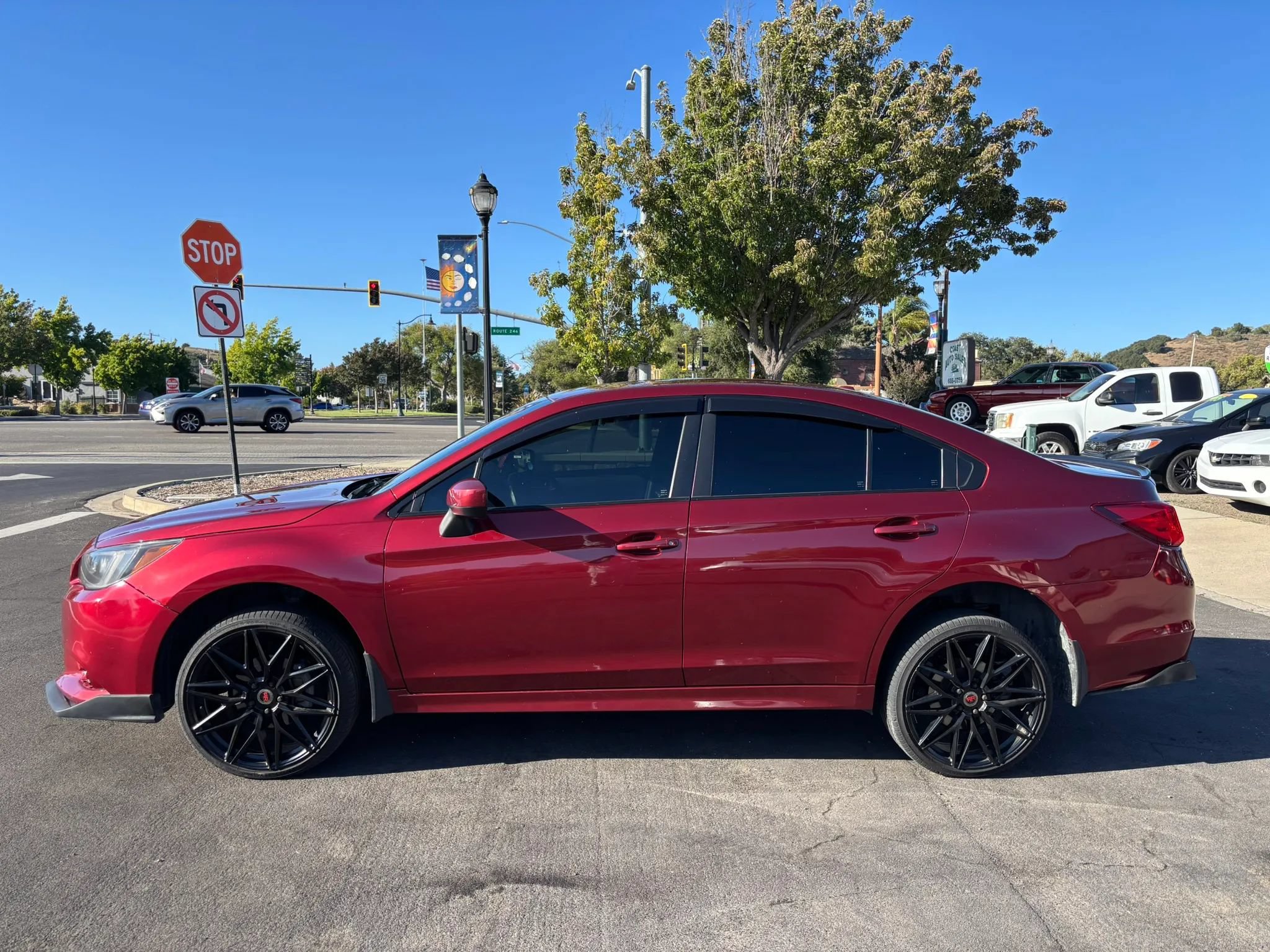 Used 2015 Subaru Legacy 2.5i Premium w/ Popular Package #2 AWD/4WD image 1