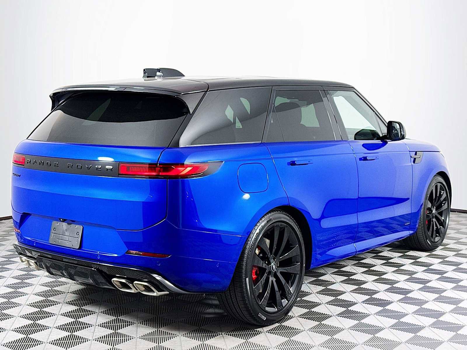 New 2025 Land Rover Range Rover Sport Autobiography image 5
