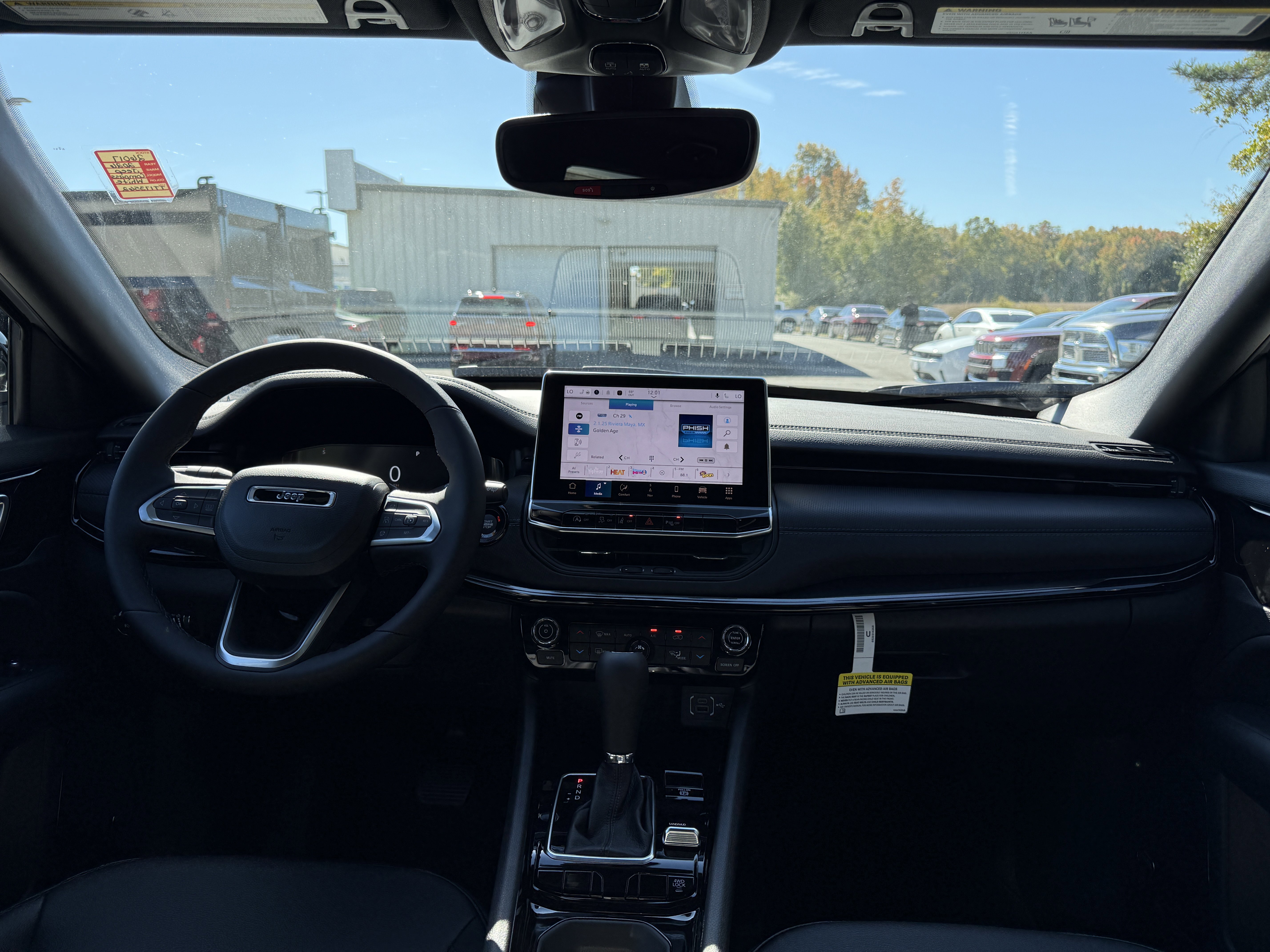 New 2026 Jeep Compass Limited image 18