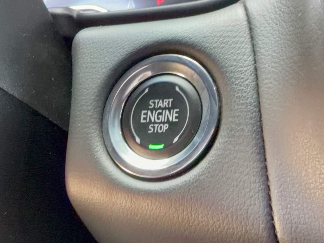 Used 2023 GMC Yukon SLE RWD image 20