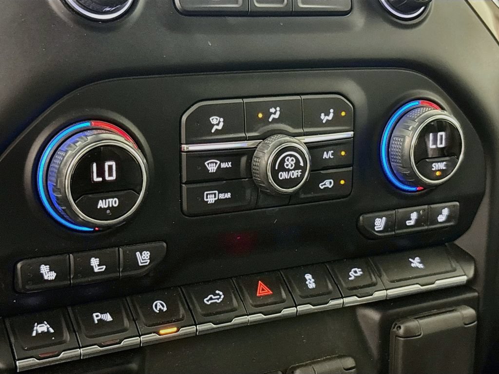 Certified 2021 Chevrolet Silverado 1500 High Country w/ Technology Package AWD/4WD image 20