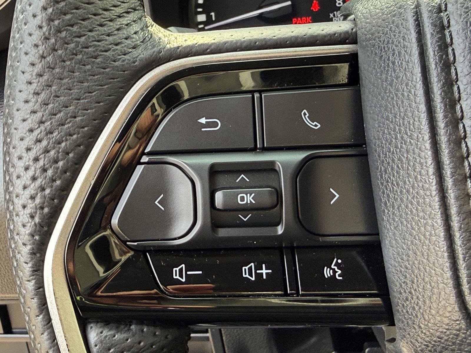 Used 2023 Toyota Tundra SR5 w/ SR5 Premium Package RWD image 22