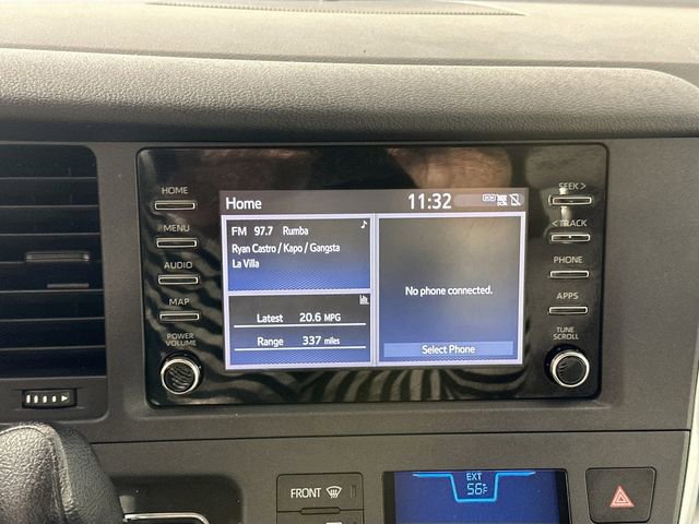 Used 2019 Toyota Sienna L image 11