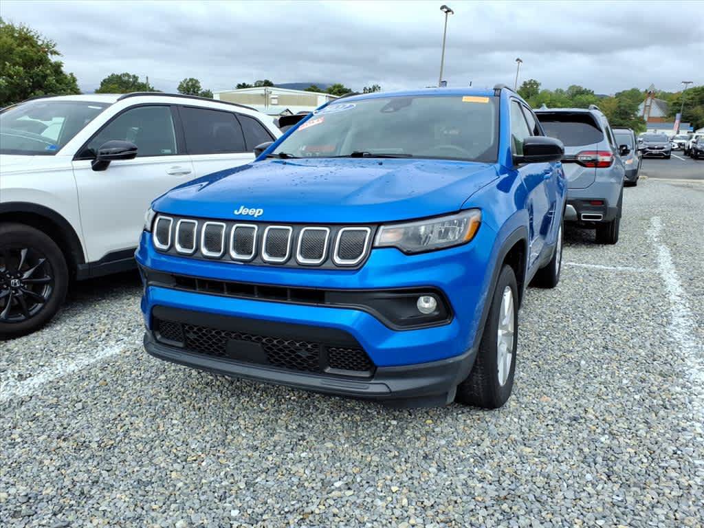 Used 2022 Jeep Compass Latitude AWD/4WD image 4