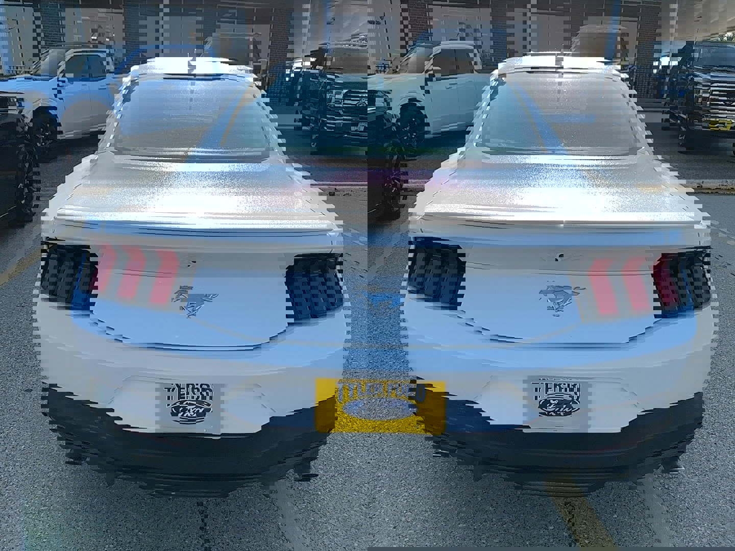 Used 2024 Ford Mustang Premium image 7