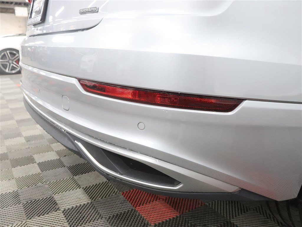Used 2019 Audi Q8 Premium Plus w/ Premium Plus AWD/4WD image 8