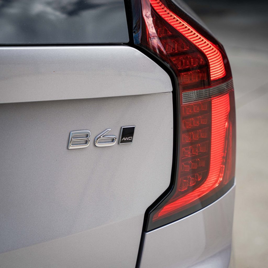New 2026 Volvo XC90 B6 Ultra w/ Protection Package Premier AWD/4WD image 6