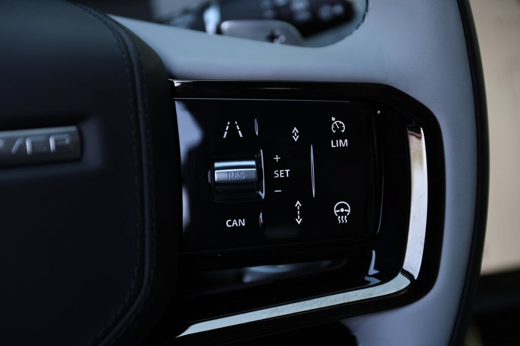 New 2026 Land Rover Range Rover Velar Dynamic SE AWD/4WD image 19