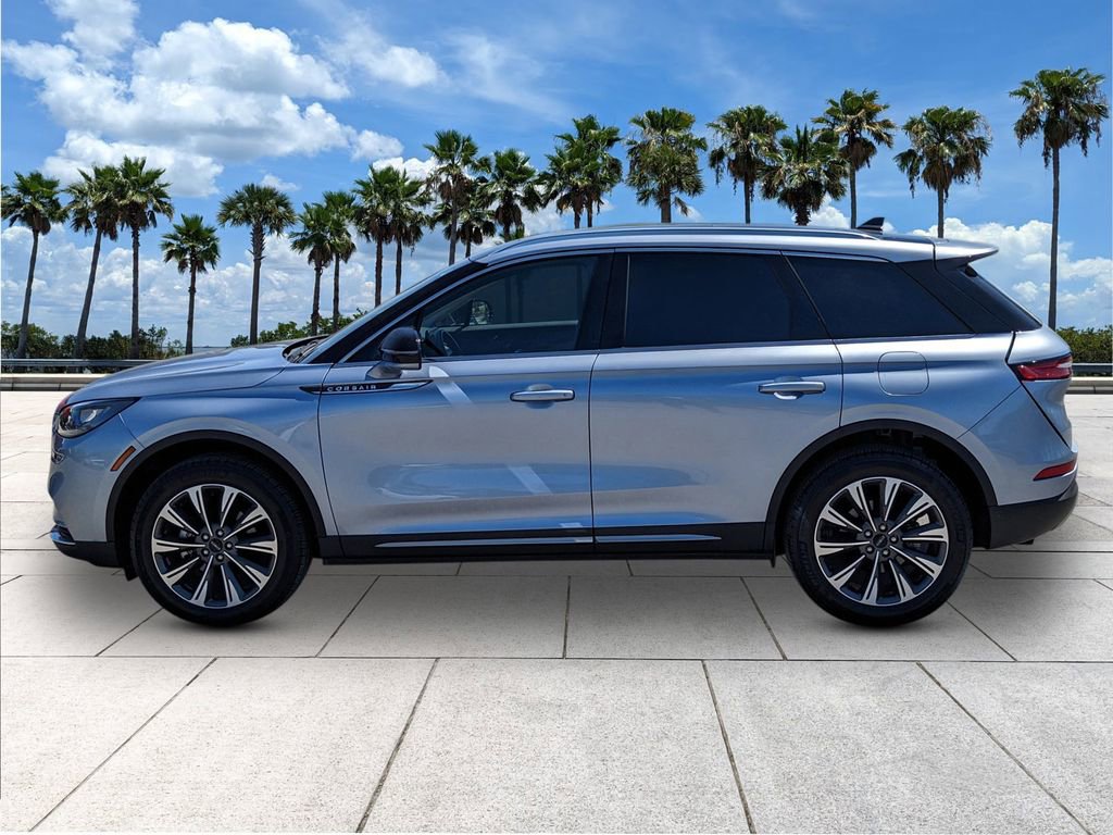 Used 2022 Lincoln Corsair Reserve w/ Elements Package image 4