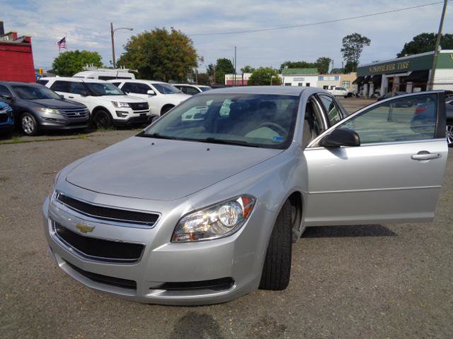 Used 2010 Chevrolet Malibu LS FWD image 21
