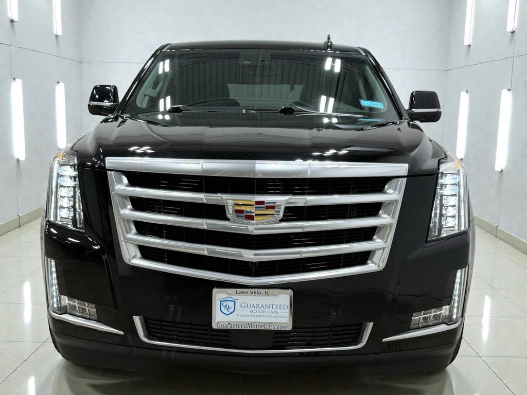 Used 2017 Cadillac Escalade Premium Luxury w/ LPO, Radiant Package image 3