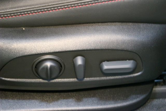 Used 2022 Chevrolet Traverse RS AWD/4WD image 12