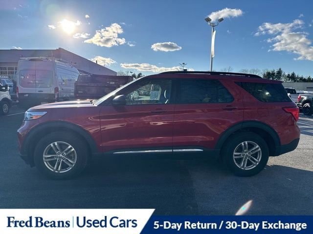 Certified 2022 Ford Explorer XLT w/ Class IV Trailer Tow Package image 4