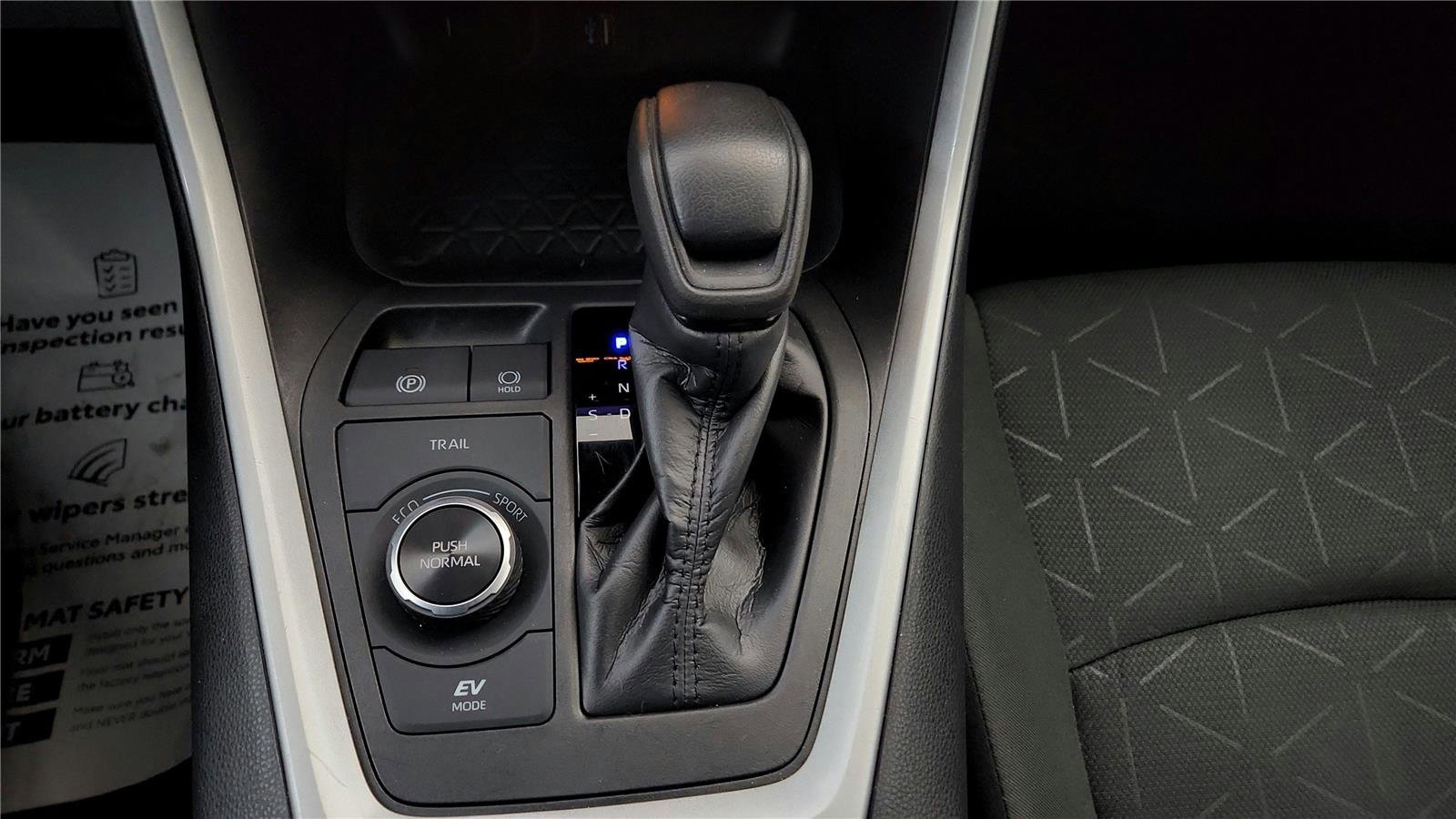 Used 2024 Toyota RAV4 AWD Hybrid image 25