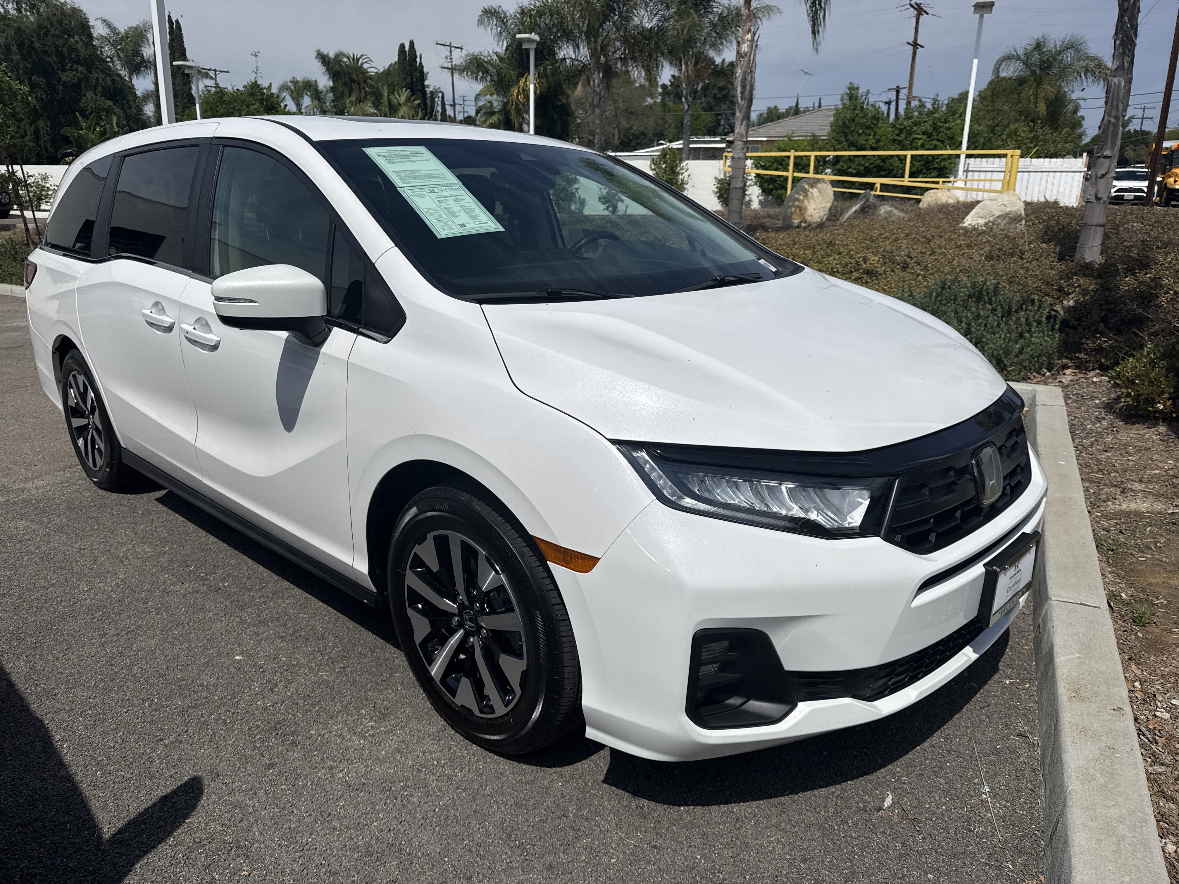 Certified 2025 Honda Odyssey EX-L image 7