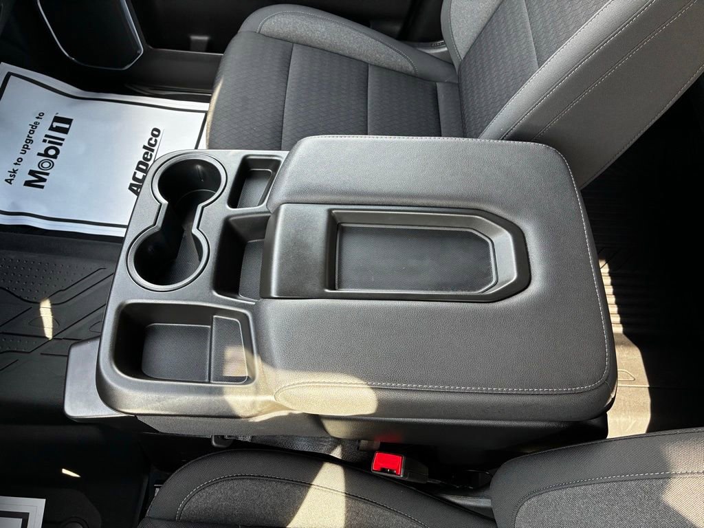 Used 2024 Chevrolet Silverado 1500 LT image 36