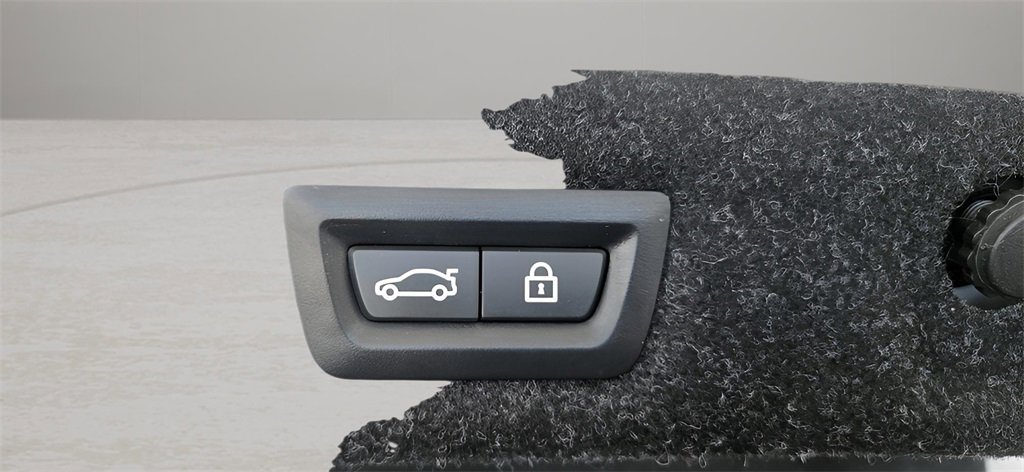 Used 2019 BMW 530i w/ Convenience Package image 19