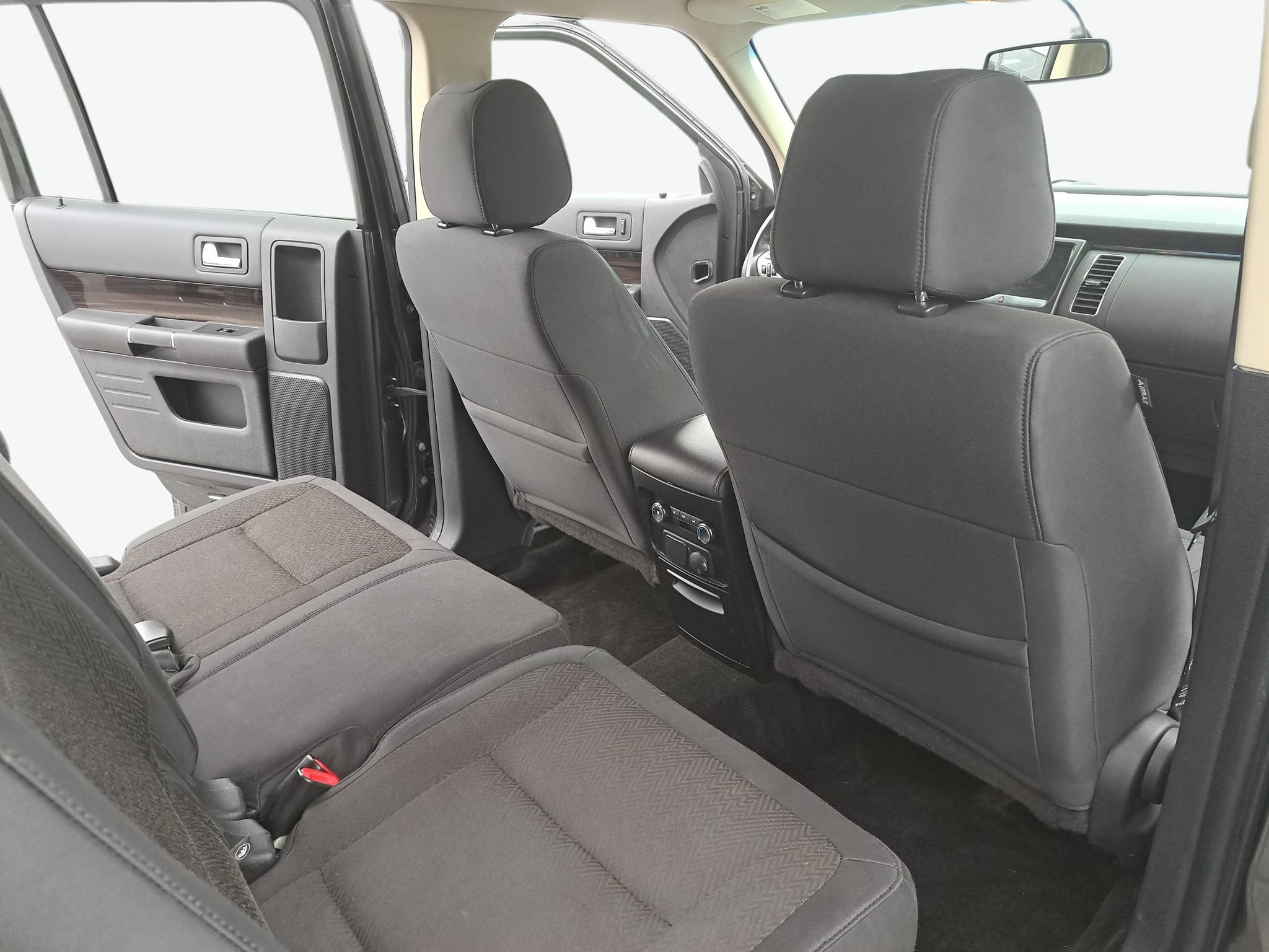 Used 2018 Ford Flex SEL w/ Class III Trailer Tow Package FWD image 12