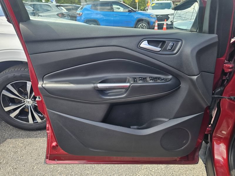 Used 2019 Ford Escape SEL AWD/4WD image 19
