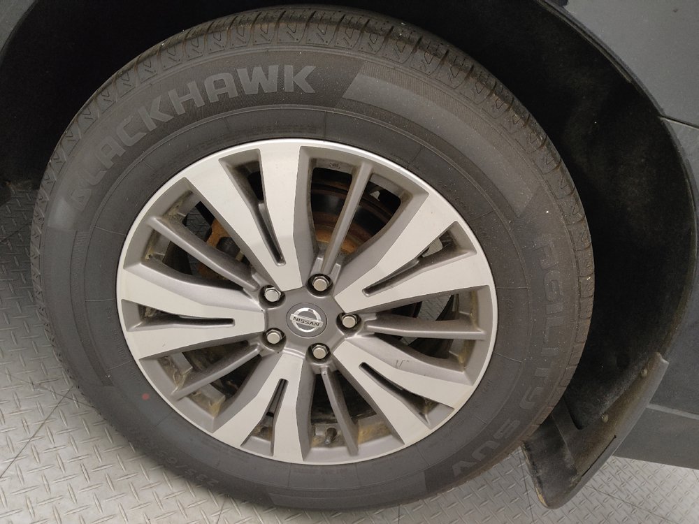 Used 2019 Nissan Pathfinder S AWD/4WD image 31