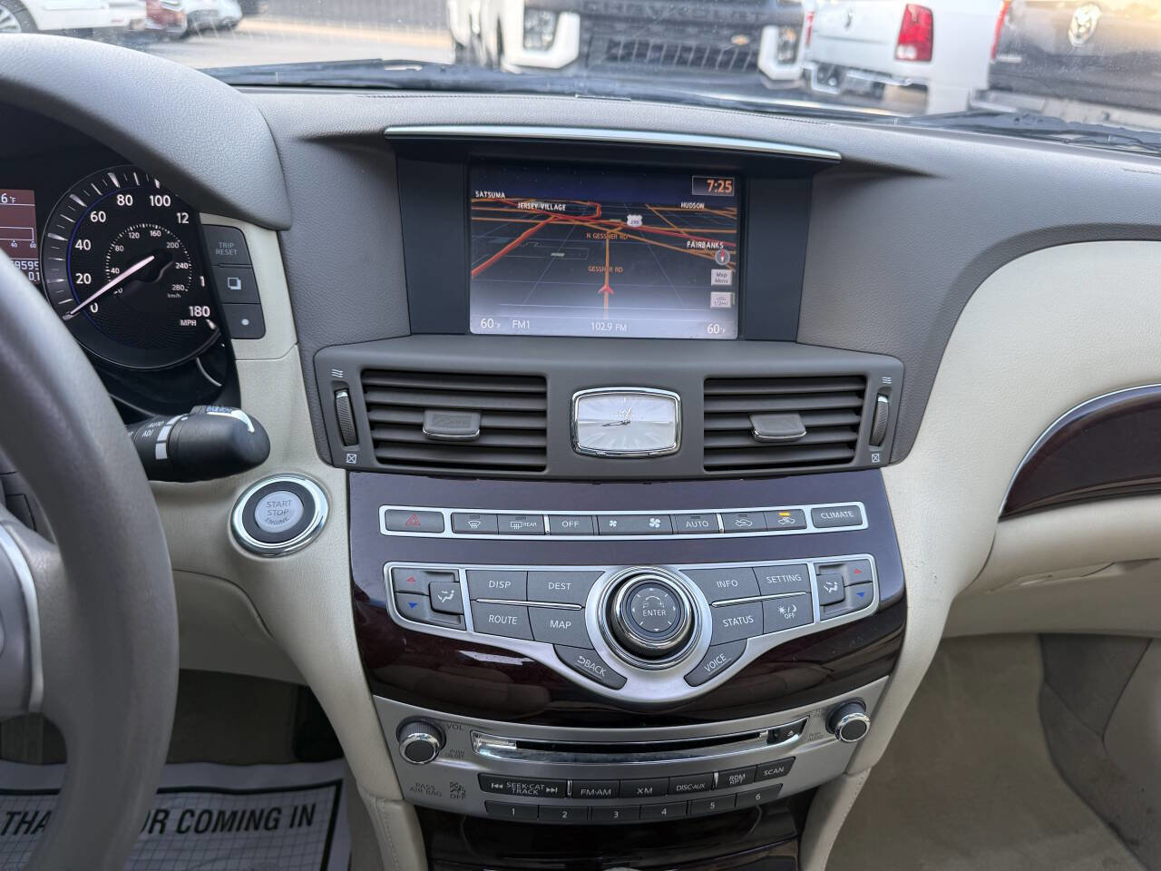 Used 2012 INFINITI M37 w/ Premium Pkg RWD image 24