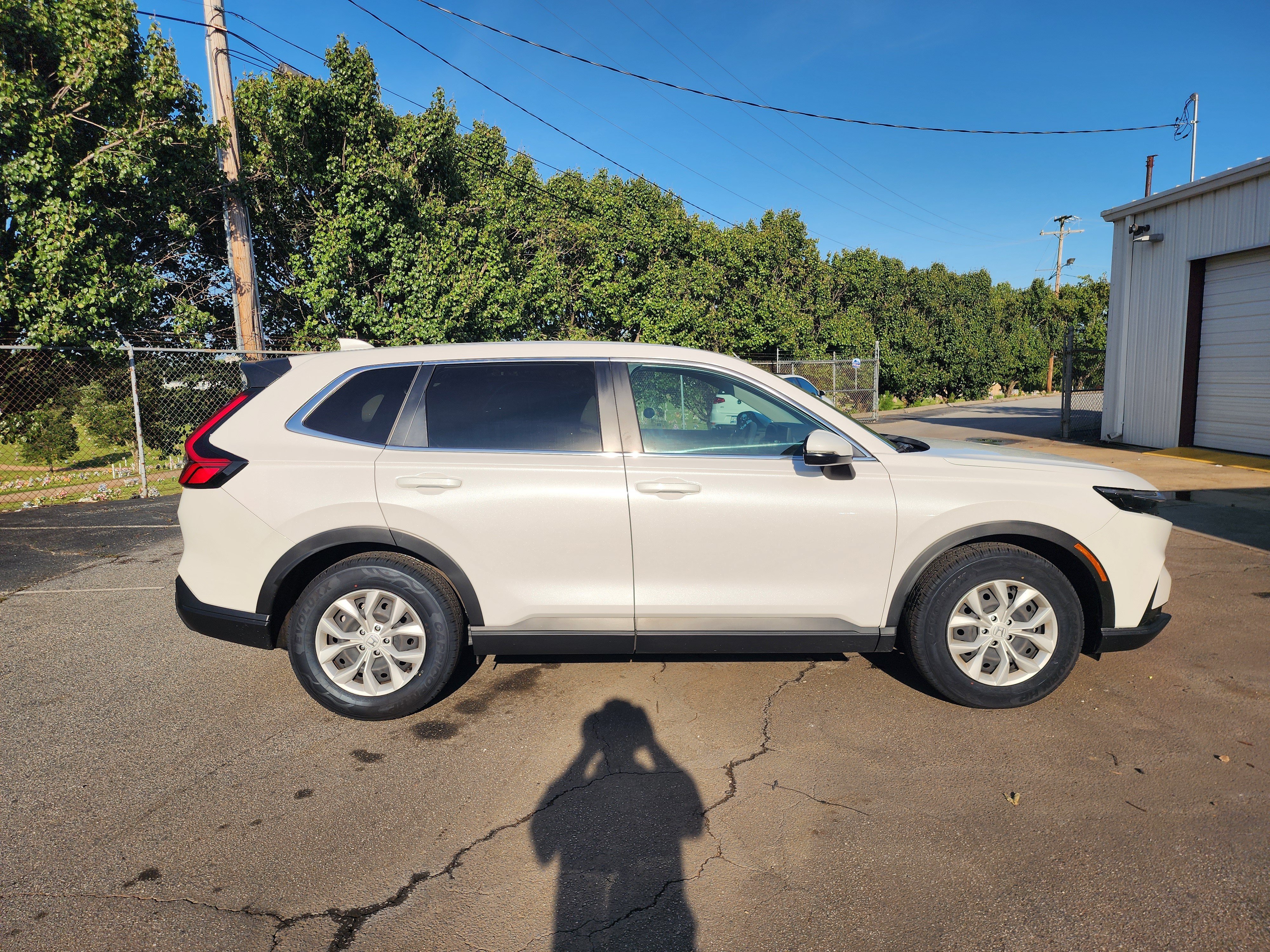 Certified 2025 Honda CR-V LX image 3