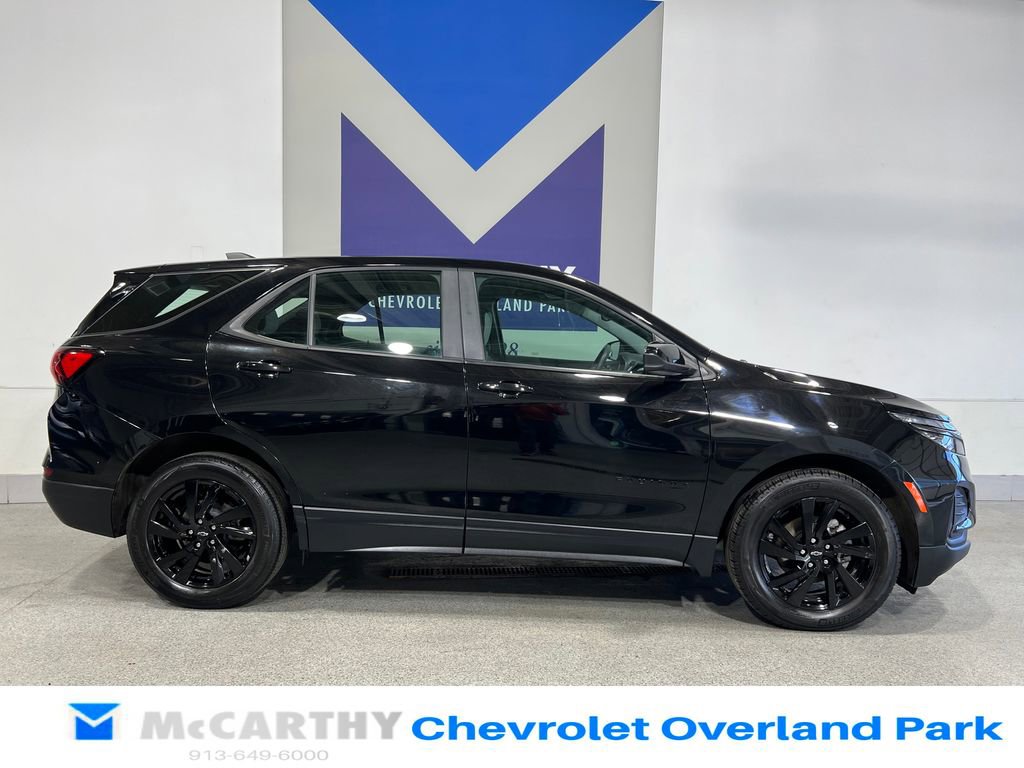 Used 2024 Chevrolet Equinox LS w/ Midnight Edition FWD image 4