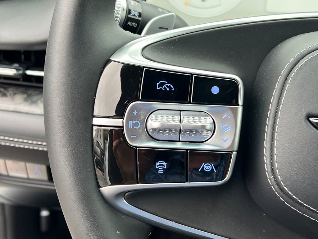New 2024 Genesis G90 3.5T image 25