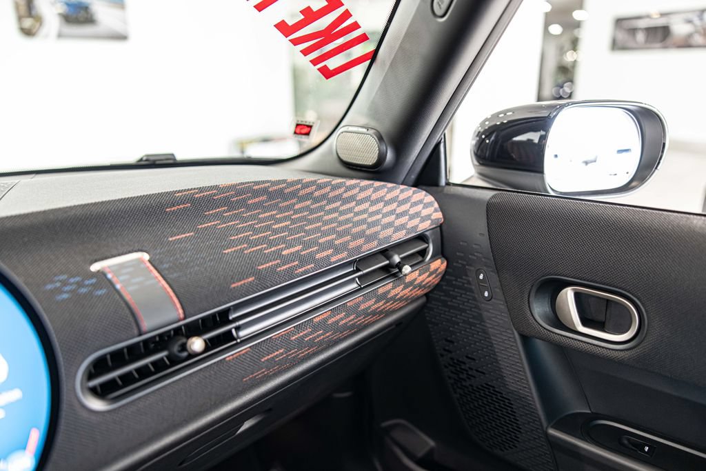 Used 2026 MINI Cooper S FWD image 27