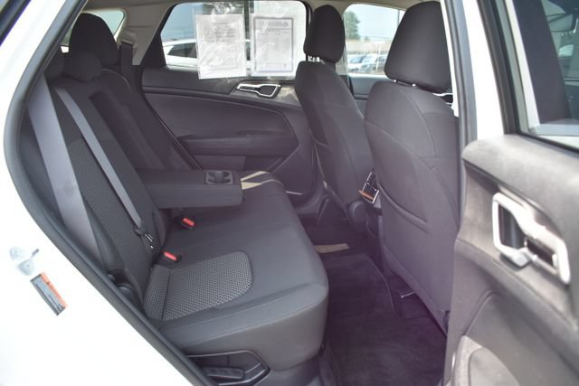Used 2023 Kia Sportage LX AWD/4WD image 37