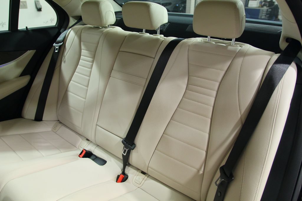 Certified 2021 Mercedes-Benz E 350 4MATIC Sedan image 30