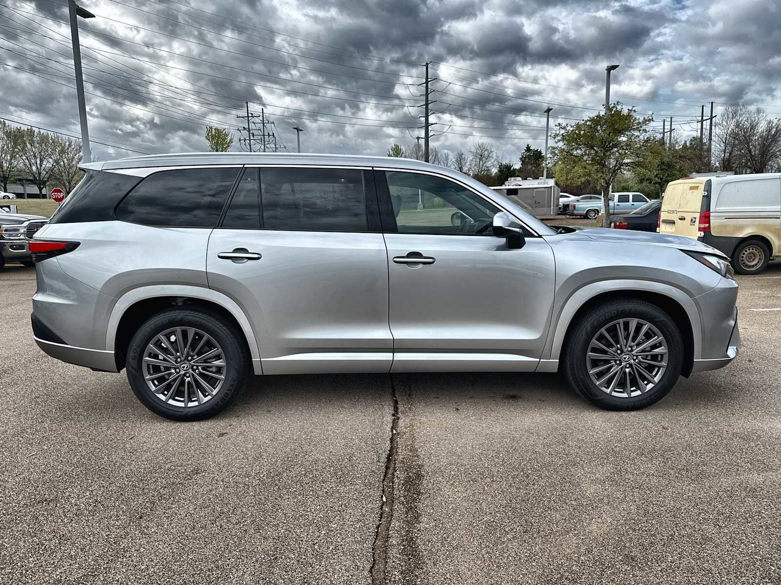 Used 2025 Lexus TX 350 FWD w/ Convenience Package image 15