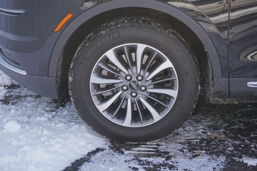 Used 2023 Lincoln Nautilus AWD w/ Premium Package image 6