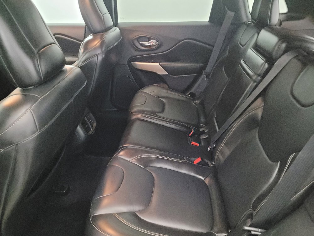 Used 2018 Jeep Cherokee Limited image 18