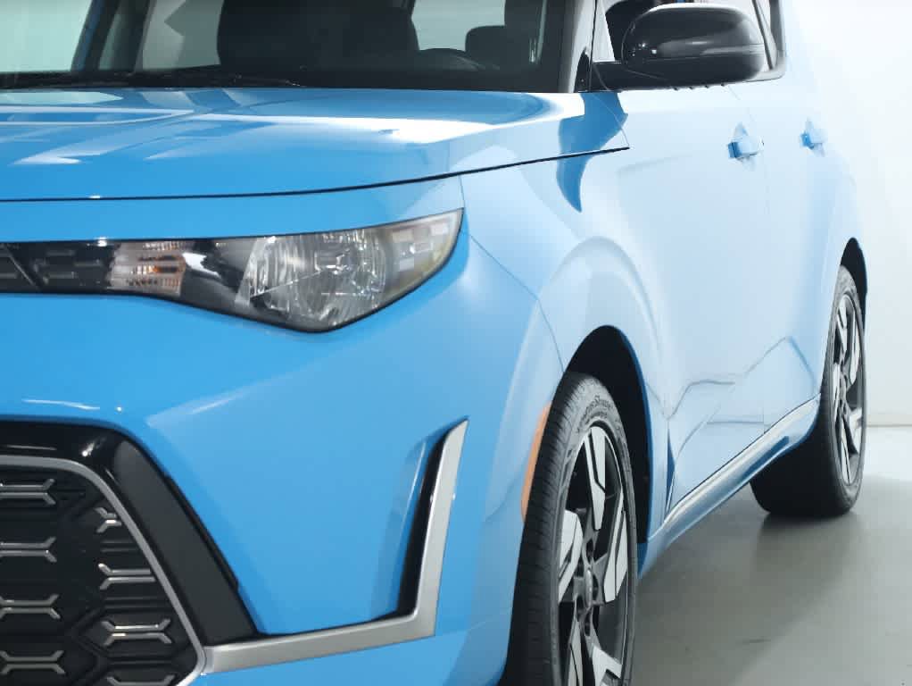 Used 2023 Kia Soul GT-Line FWD image 4