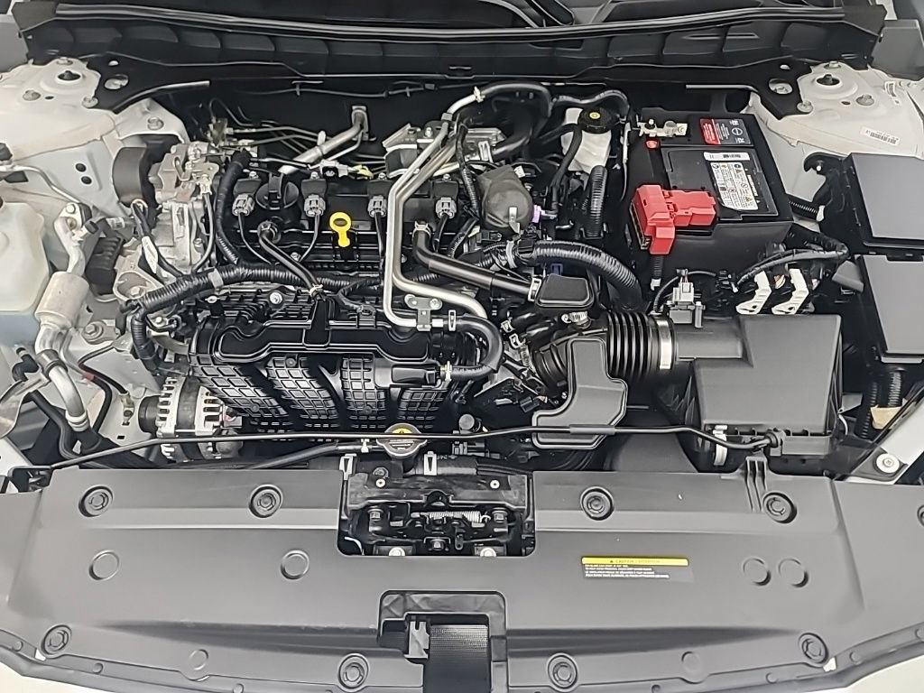 Used 2025 Nissan Altima 2.5 SL FWD image 39
