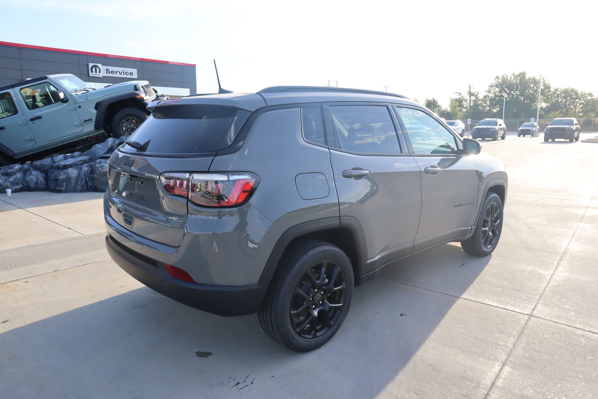 New 2026 Jeep Compass Latitude AWD/4WD image 20