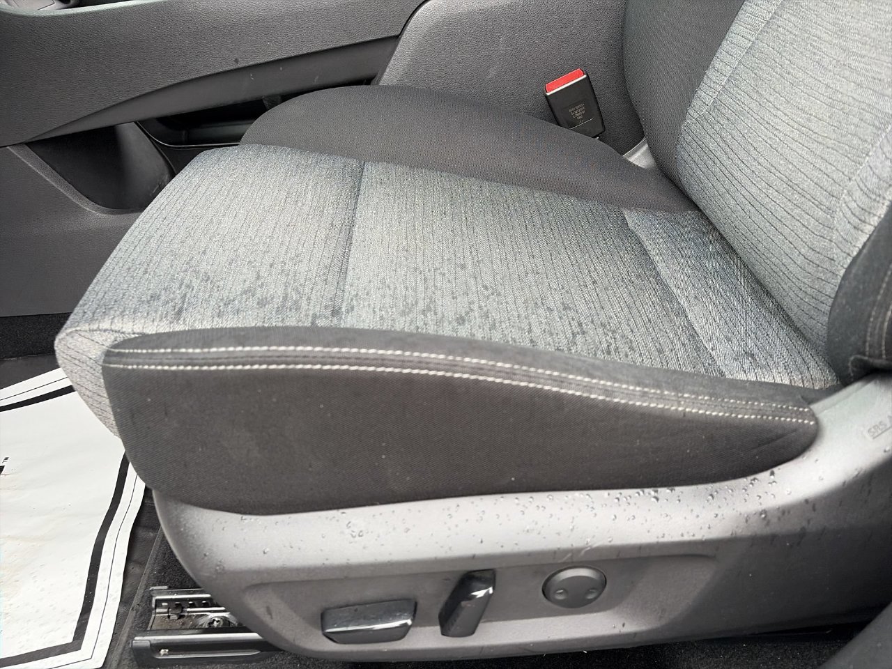 Used 2021 Nissan Rogue SV FWD image 19