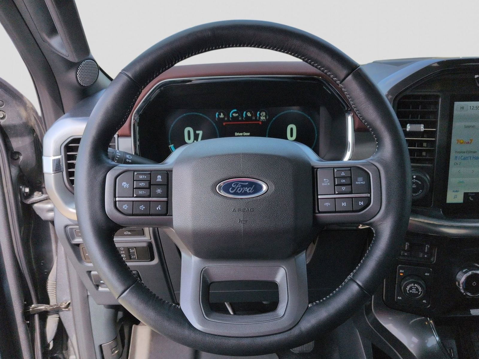 Certified 2023 Ford F150 Lariat w/ Equipment Group 502A High image 50