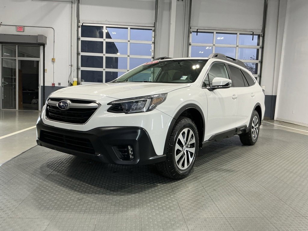 Used 2020 Subaru Outback Premium image 2