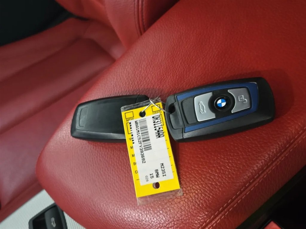 Used 2015 BMW M235i Convertible RWD image 5