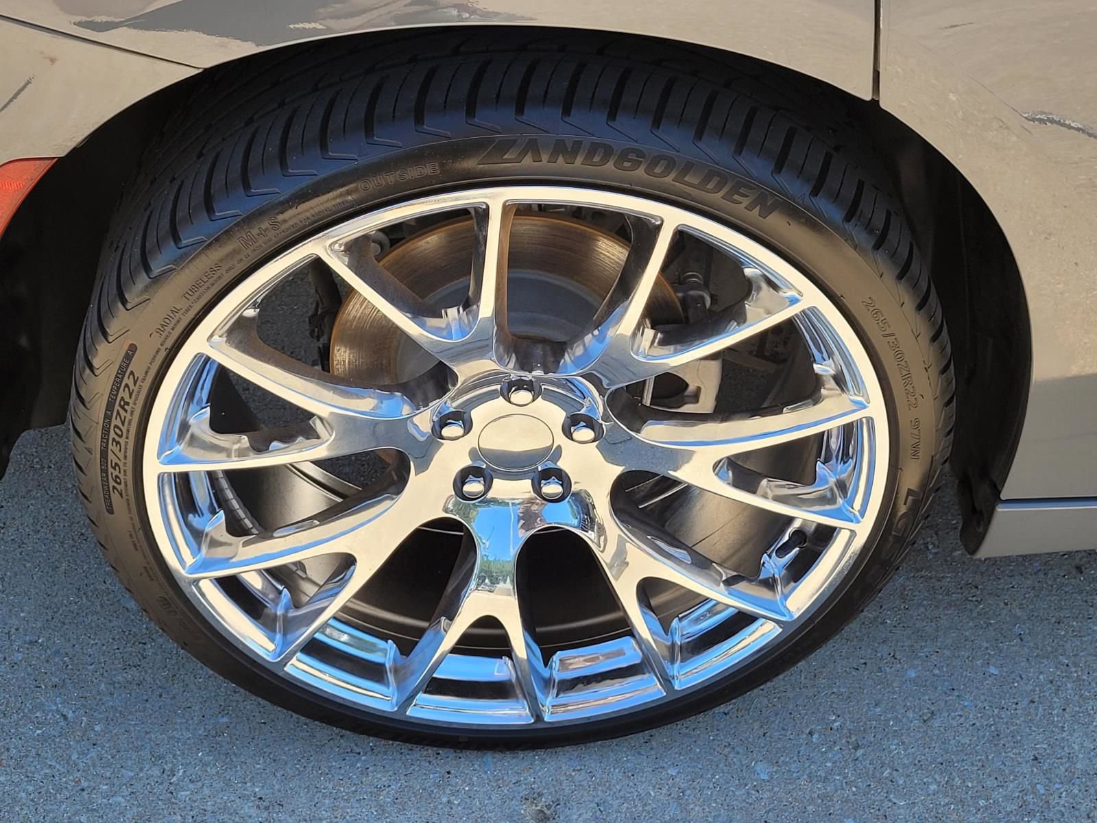 Used 2023 Dodge Charger SXT RWD image 6