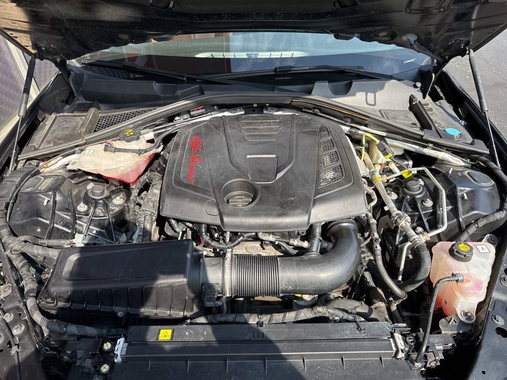 Used 2018 Alfa Romeo Giulia AWD image 64
