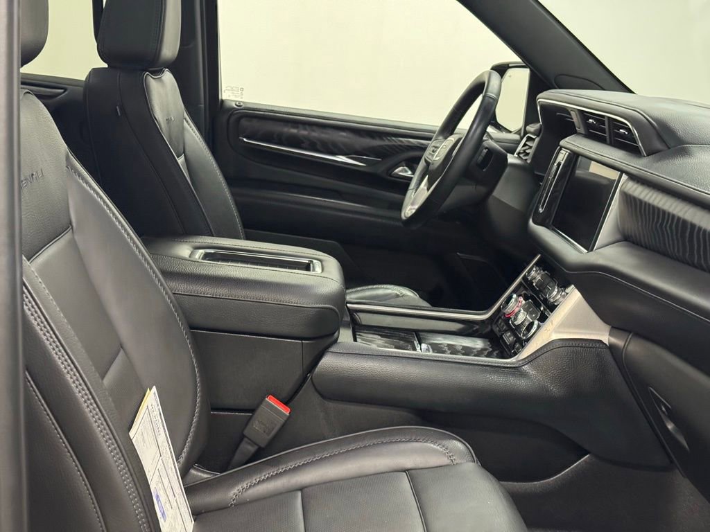 Certified 2024 GMC Yukon Denali image 12