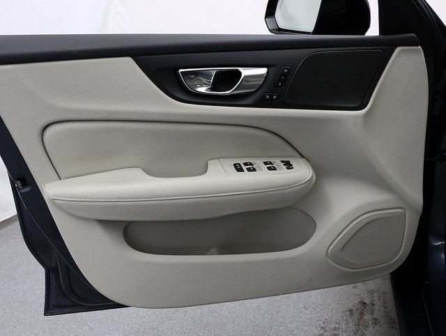 Used 2023 Volvo S60 B5 Plus w/ Climate Package image 22