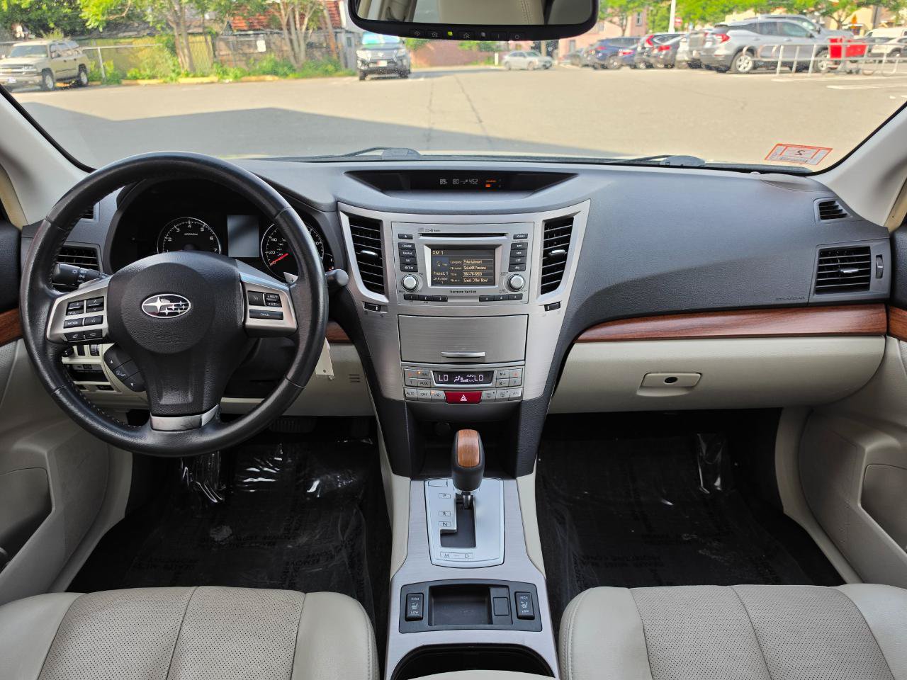 Used 2014 Subaru Outback 2.5i Limited w/ Moonroof Package AWD/4WD image 16