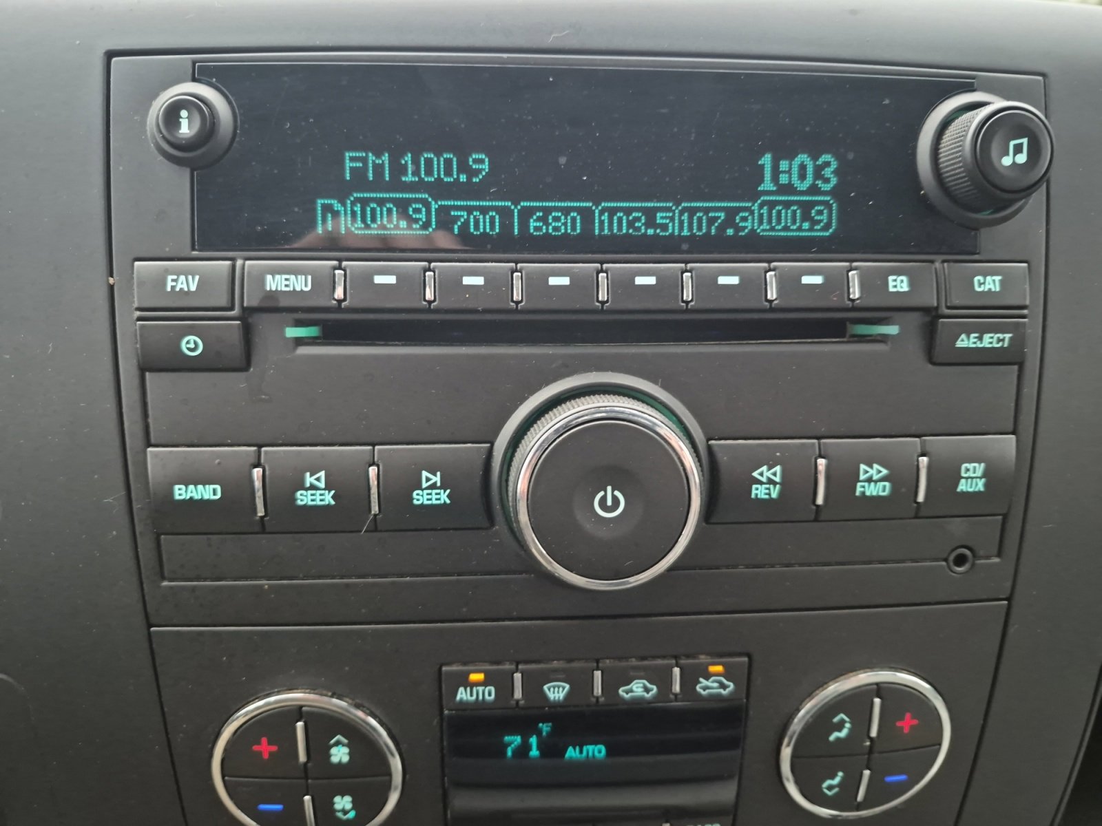 Used 2014 GMC Sierra 2500 SLE w/ Texas Edition image 15