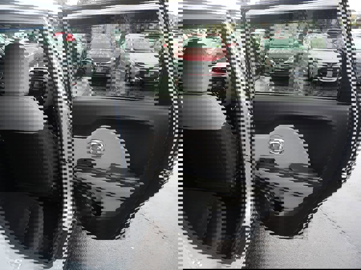 Used 2015 Kia Soul image 29