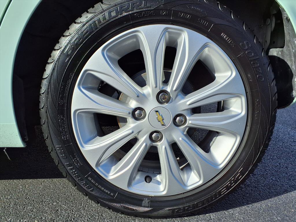 Used 2018 Chevrolet Spark LT image 30