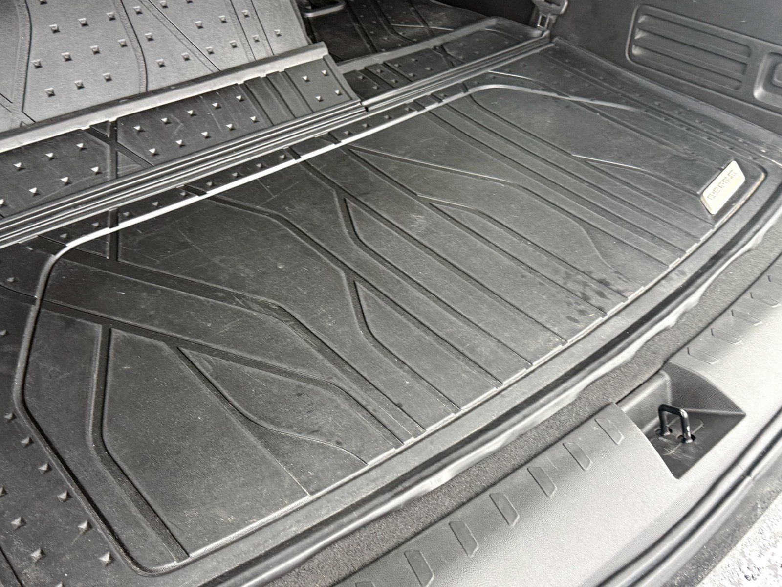 Certified 2023 Chevrolet Traverse Premier w/ Redline Edition image 13